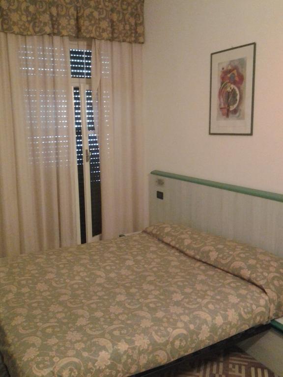 Hotel Lady Susanna Varazze Exteriör bild